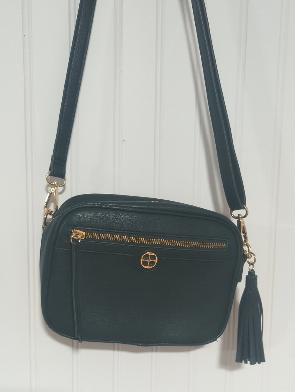 IMAN Classic Hunter Green Crossbody Bag with Tassel and Wristlet
